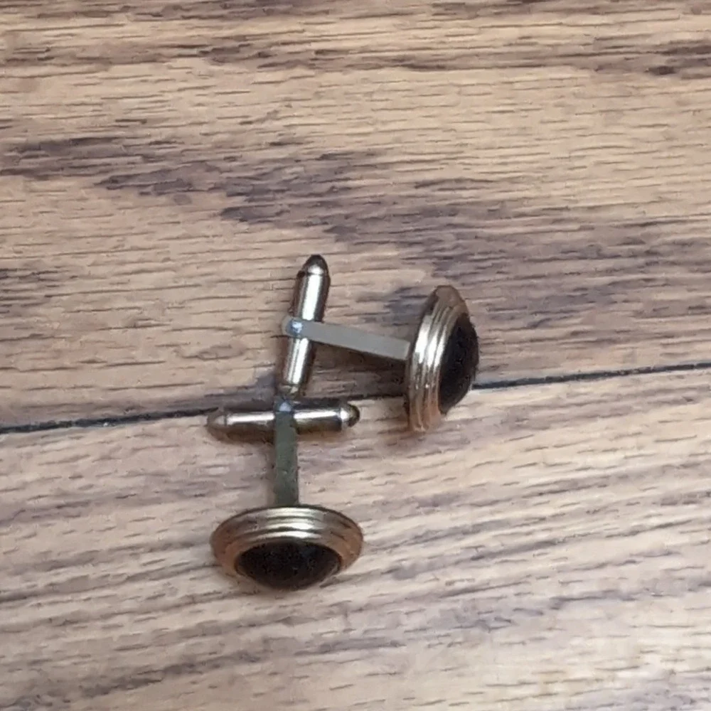 Krementz Cufflinks 434 Gold Black Enamel Signed Vintage Men's